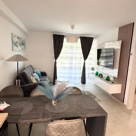 Paloma Blanca Apartamento