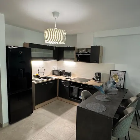 Paloma Blanca Apartamento *
